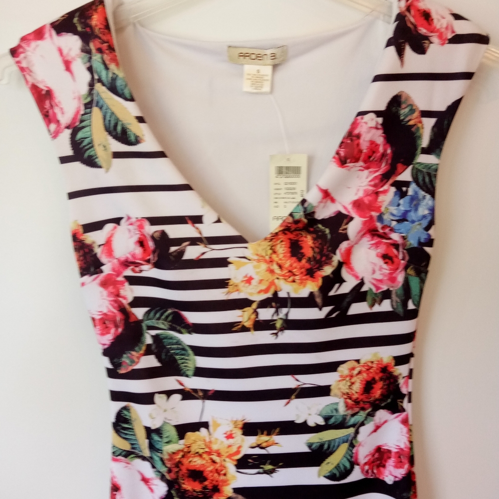 Arden B Body-Con Mini dress Black/White/Floral size Small NWT